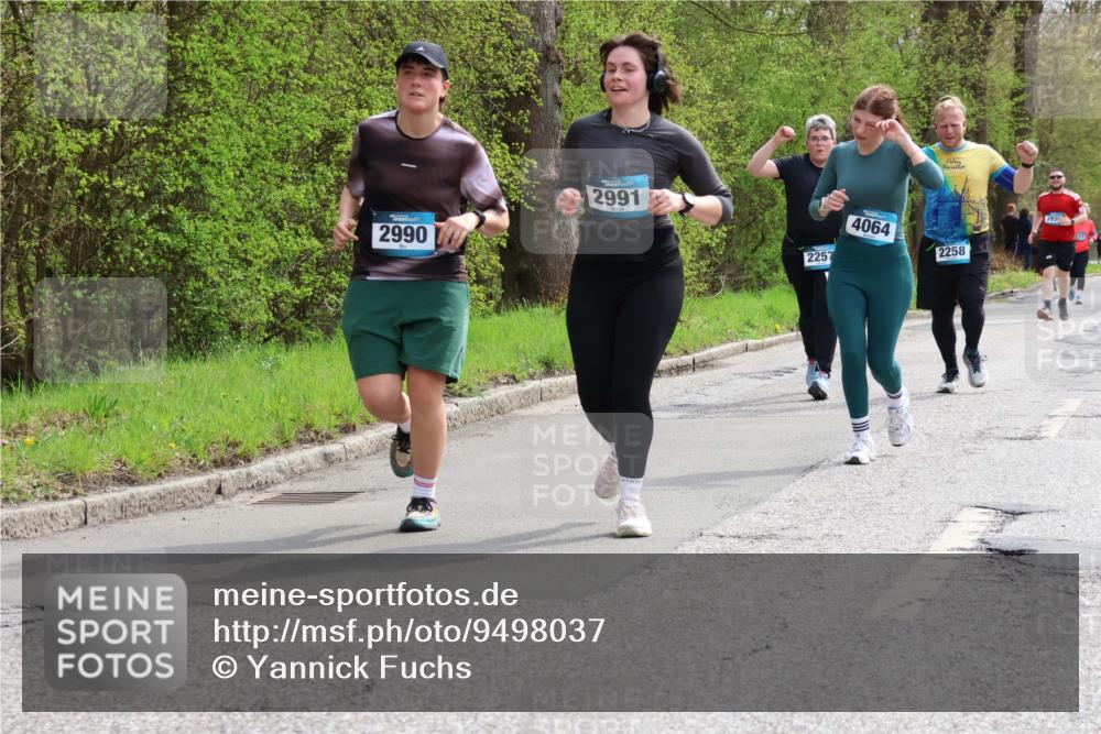 12.04.2026 - 45. Internationalen Wilhelmsburger Insellauf Yannick Fuchs http://msf.ph/oto/9498037 12.04.2026 13:11:12 Laufen 2990, 2991, 2257, 4064, 2258, 393, 17 meine-sportfotos.de
