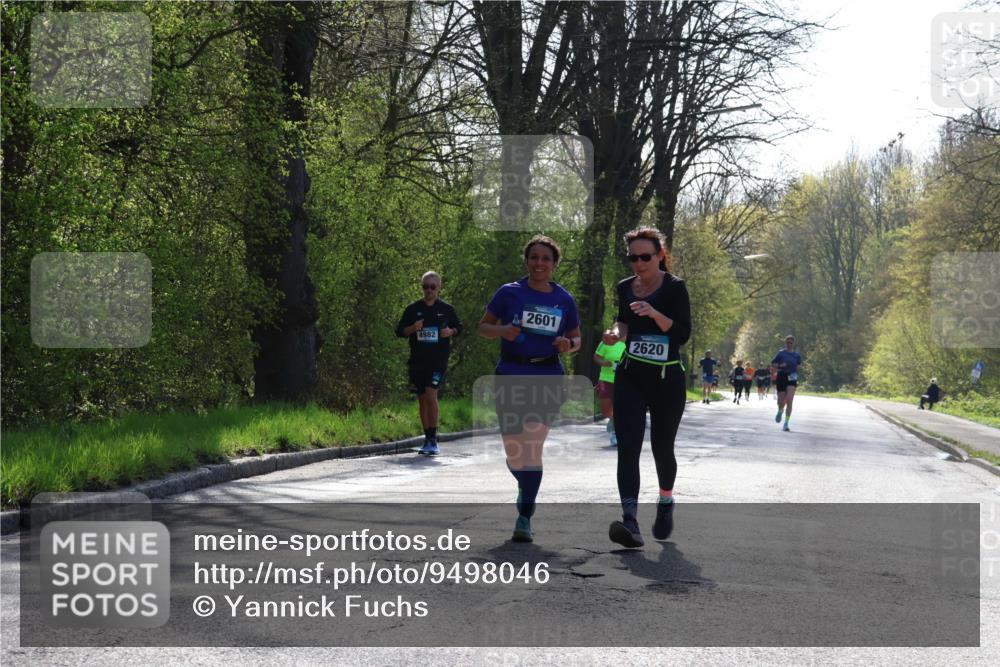 12.04.2026 - 45. Internationalen Wilhelmsburger Insellauf Yannick Fuchs http://msf.ph/oto/9498046 12.04.2026 10:56:10 Laufen 4982, 2601, 2620 meine-sportfotos.de