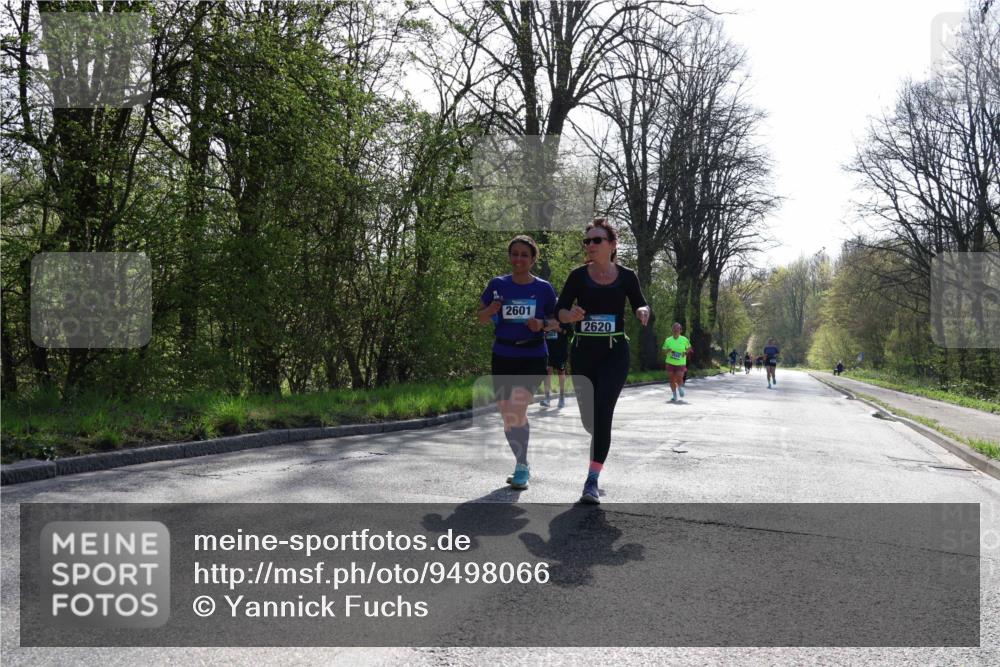 12.04.2026 - 45. Internationalen Wilhelmsburger Insellauf Yannick Fuchs http://msf.ph/oto/9498066 12.04.2026 10:56:12 Laufen 2601, 2620 meine-sportfotos.de