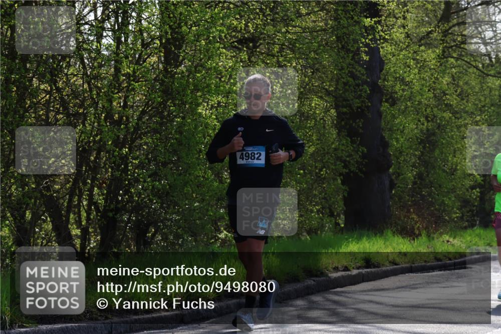 12.04.2026 - 45. Internationalen Wilhelmsburger Insellauf Yannick Fuchs http://msf.ph/oto/9498080 12.04.2026 10:56:14 Laufen 4982 meine-sportfotos.de