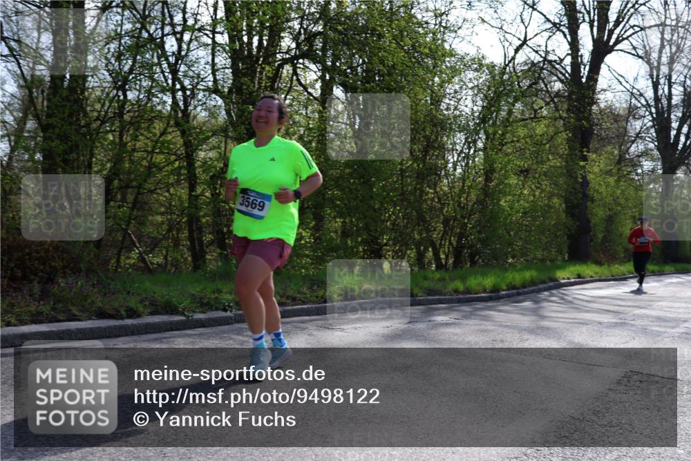 12.04.2026 - 45. Internationalen Wilhelmsburger Insellauf Yannick Fuchs http://msf.ph/oto/9498122 12.04.2026 10:56:18 Laufen 3569 meine-sportfotos.de