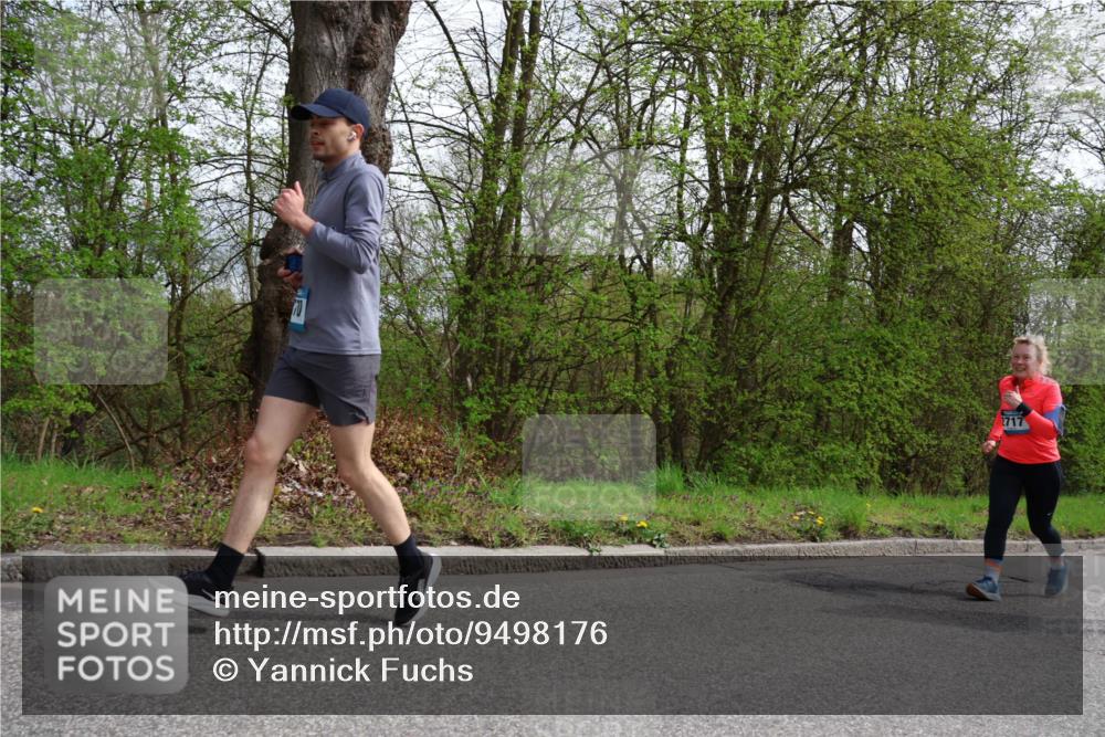 12.04.2026 - 45. Internationalen Wilhelmsburger Insellauf Yannick Fuchs http://msf.ph/oto/9498176 12.04.2026 13:11:28 Laufen 2717 meine-sportfotos.de
