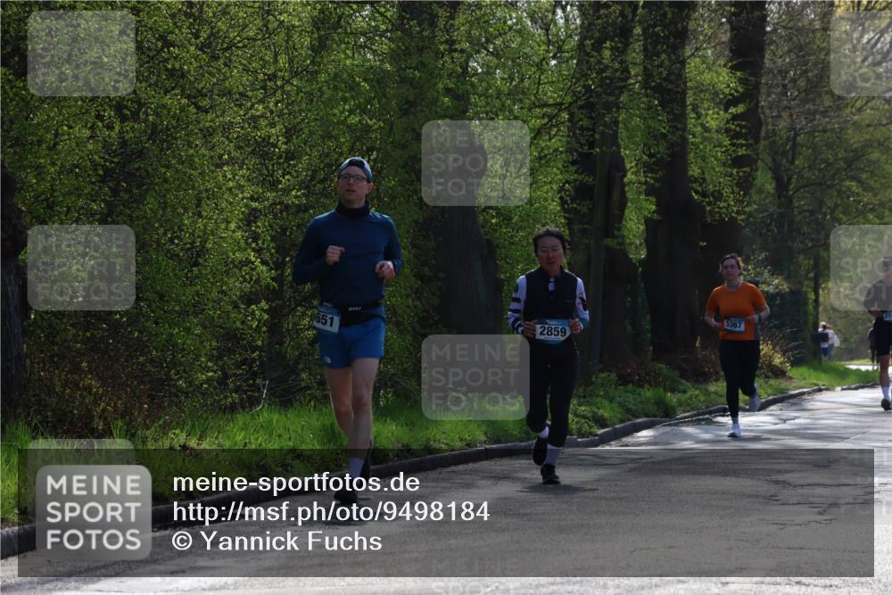 12.04.2026 - 45. Internationalen Wilhelmsburger Insellauf Yannick Fuchs http://msf.ph/oto/9498184 12.04.2026 10:56:29 Laufen 651, 2859, 5367 meine-sportfotos.de