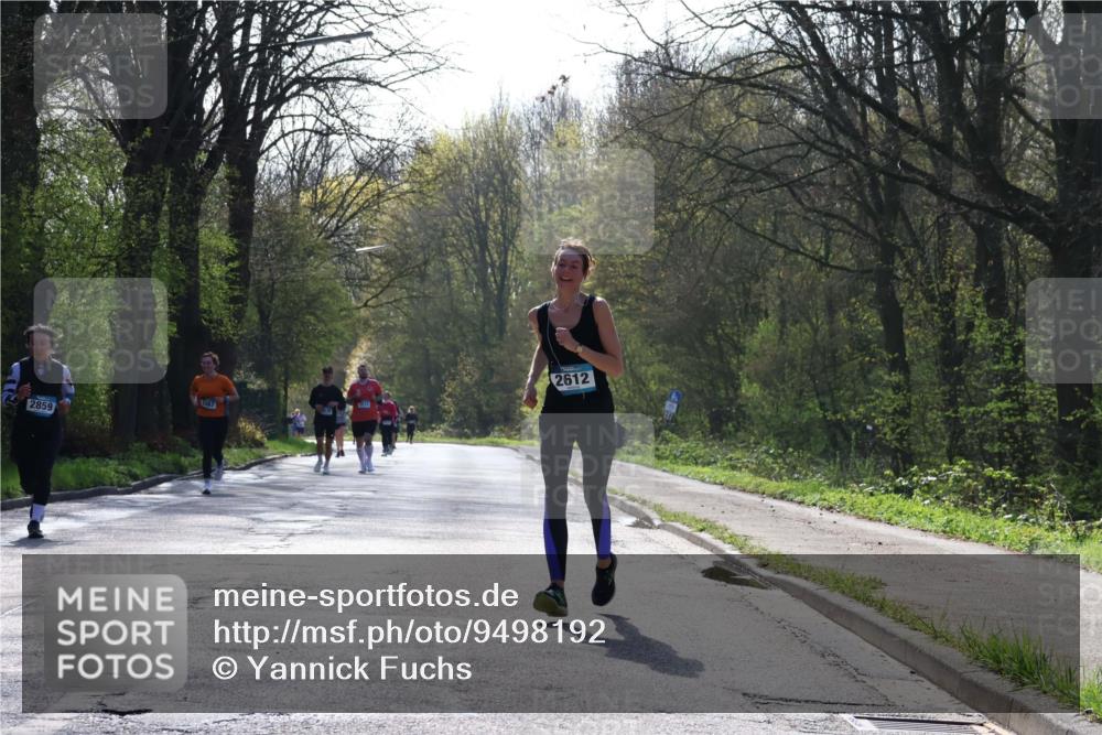12.04.2026 - 45. Internationalen Wilhelmsburger Insellauf Yannick Fuchs http://msf.ph/oto/9498192 12.04.2026 10:56:30 Laufen 2859, 2612 meine-sportfotos.de