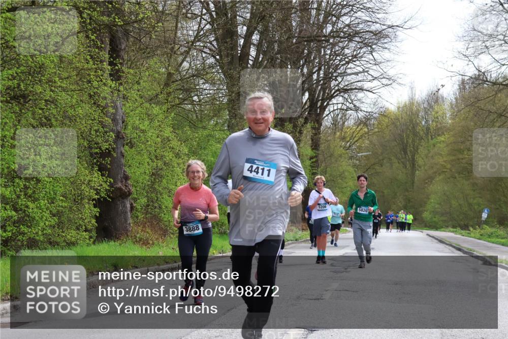 12.04.2026 - 45. Internationalen Wilhelmsburger Insellauf Yannick Fuchs http://msf.ph/oto/9498272 12.04.2026 13:11:37 Laufen 3888, 4411, 5206, 5820 meine-sportfotos.de
