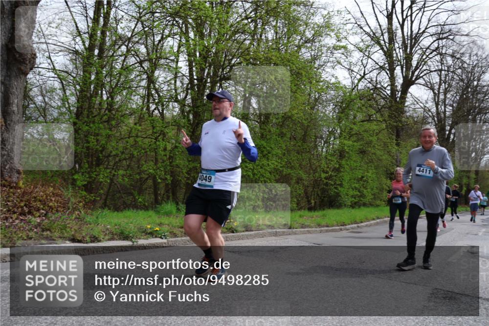 12.04.2026 - 45. Internationalen Wilhelmsburger Insellauf Yannick Fuchs http://msf.ph/oto/9498285 12.04.2026 13:11:38 Laufen 4049, 4411 meine-sportfotos.de