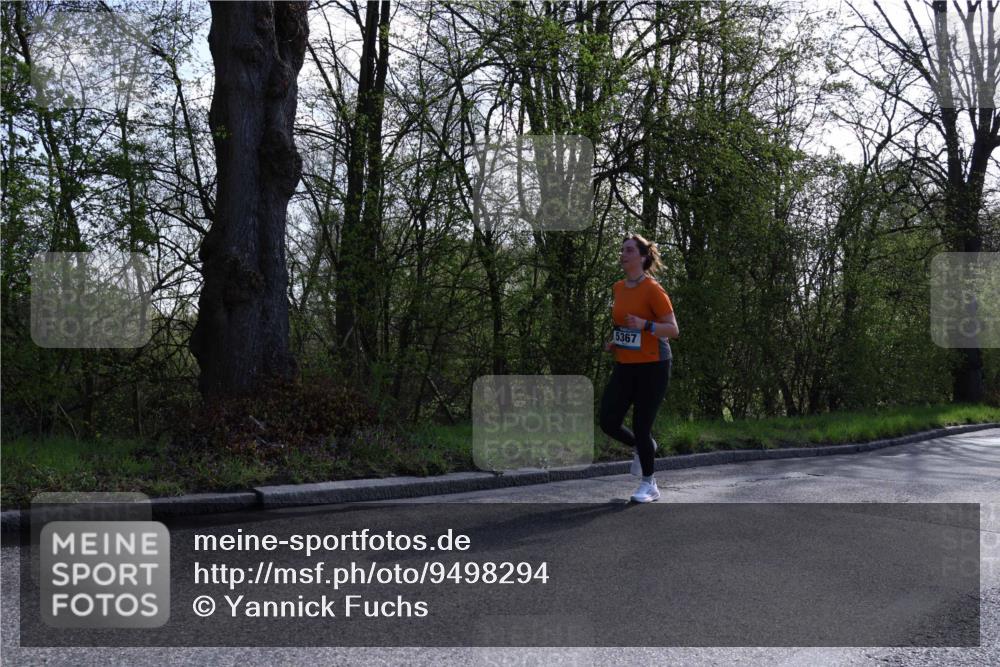 12.04.2026 - 45. Internationalen Wilhelmsburger Insellauf Yannick Fuchs http://msf.ph/oto/9498294 12.04.2026 10:56:42 Laufen 5367 meine-sportfotos.de