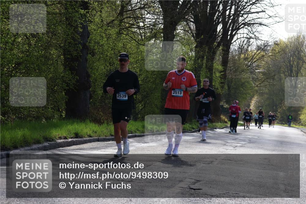 12.04.2026 - 45. Internationalen Wilhelmsburger Insellauf Yannick Fuchs http://msf.ph/oto/9498309 12.04.2026 10:56:45 Laufen 2539, 2513, 440, 2673 meine-sportfotos.de