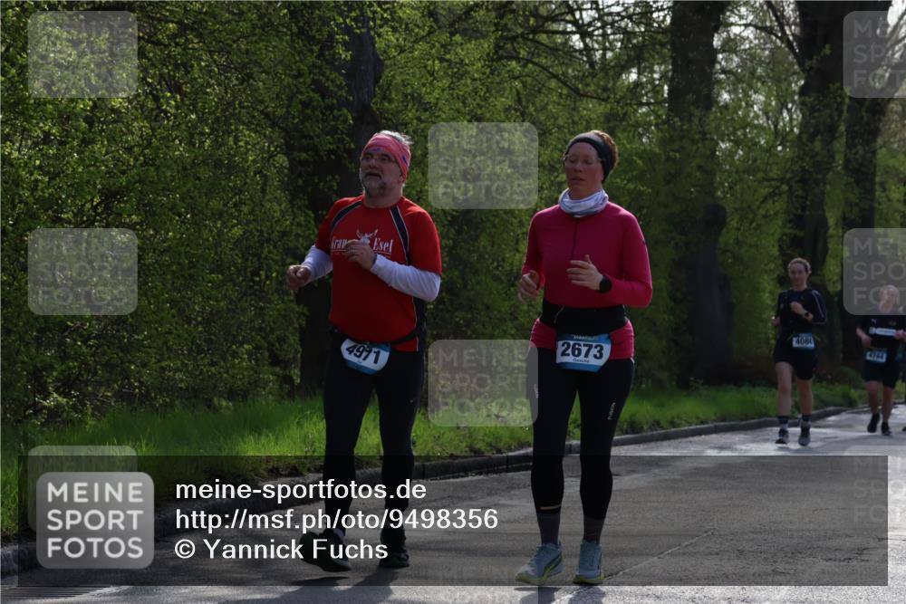 12.04.2026 - 45. Internationalen Wilhelmsburger Insellauf Yannick Fuchs http://msf.ph/oto/9498356 12.04.2026 10:56:57 Laufen 4911, 2673, 4080, 4744 meine-sportfotos.de