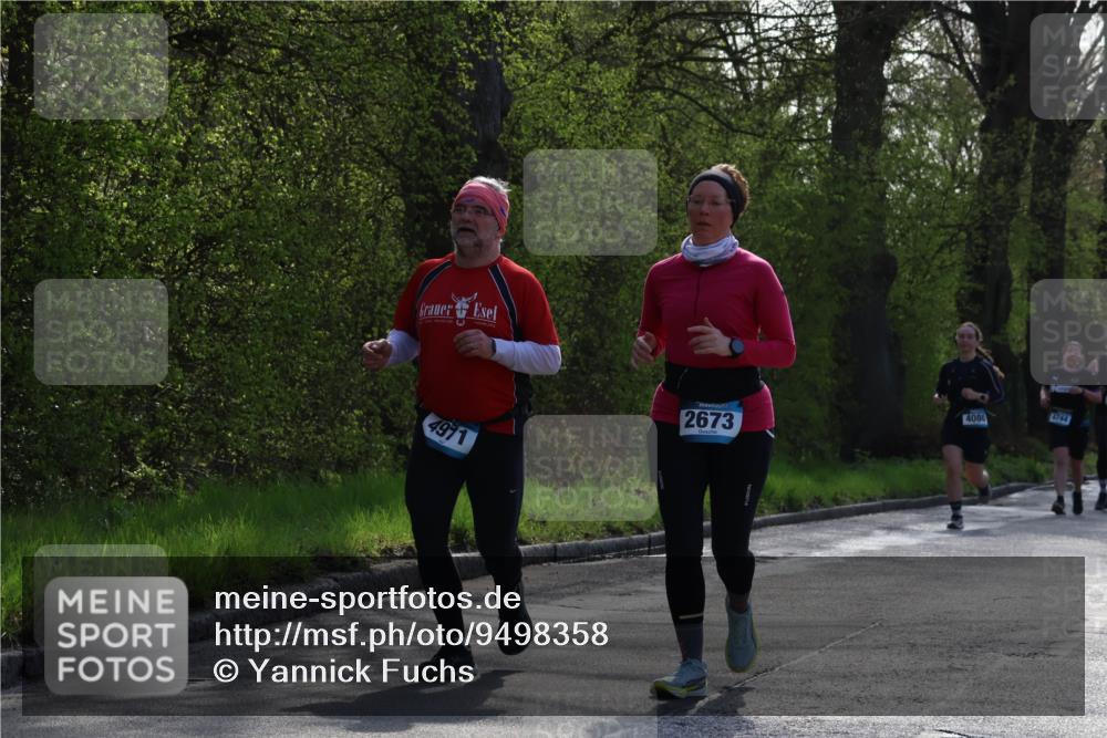 12.04.2026 - 45. Internationalen Wilhelmsburger Insellauf Yannick Fuchs http://msf.ph/oto/9498358 12.04.2026 10:56:57 Laufen 4971, 2673, 4080, 4744 meine-sportfotos.de