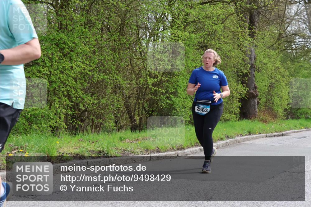 12.04.2026 - 45. Internationalen Wilhelmsburger Insellauf Yannick Fuchs http://msf.ph/oto/9498429 12.04.2026 13:11:52 Laufen 2563 meine-sportfotos.de
