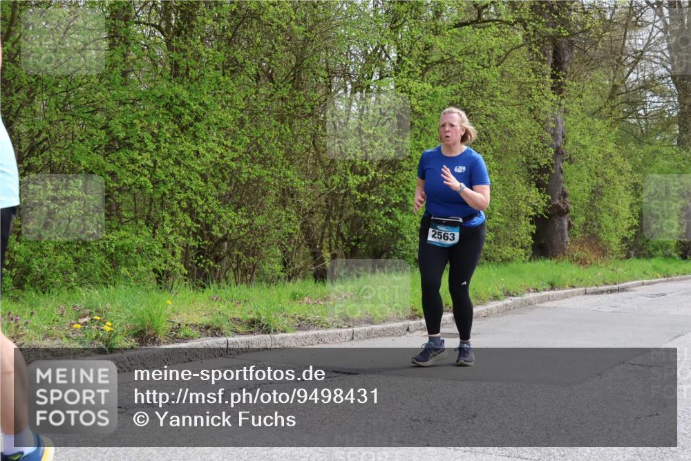 12.04.2026 - 45. Internationalen Wilhelmsburger Insellauf Yannick Fuchs http://msf.ph/oto/9498431 12.04.2026 13:11:52 Laufen 2563 meine-sportfotos.de