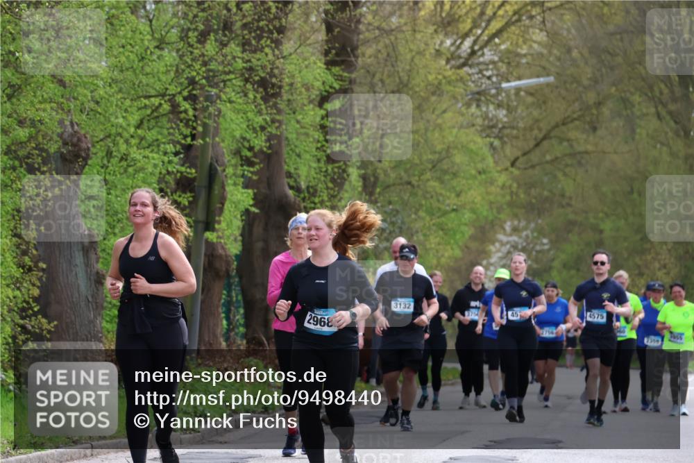12.04.2026 - 45. Internationalen Wilhelmsburger Insellauf Yannick Fuchs http://msf.ph/oto/9498440 12.04.2026 13:11:53 Laufen 2968, 3132, 4575 meine-sportfotos.de