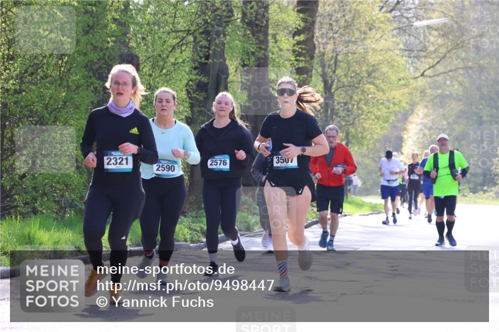 12.04.2026 - 45. Internationalen Wilhelmsburger Insellauf Yannick Fuchs http://msf.ph/oto/9498447 12.04.2026 10:57:12 Laufen 2321, 2576, 2590, 3507 meine-sportfotos.de