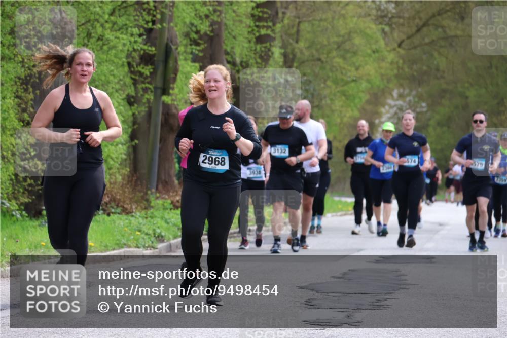 12.04.2026 - 45. Internationalen Wilhelmsburger Insellauf Yannick Fuchs http://msf.ph/oto/9498454 12.04.2026 13:11:54 Laufen 2968, 3938, 3132, 575, 7350 meine-sportfotos.de