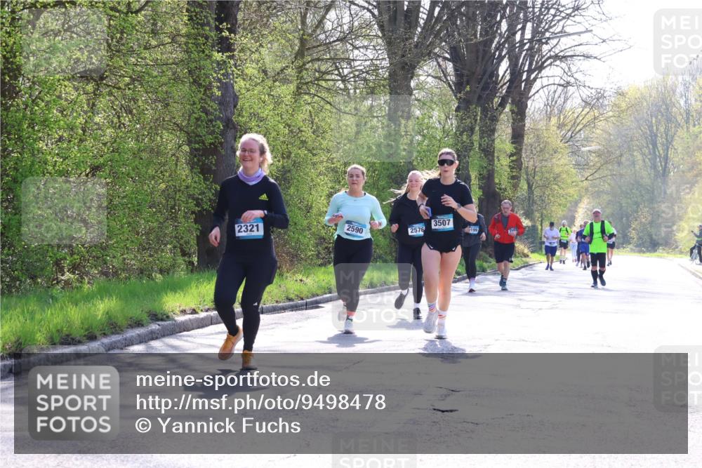 12.04.2026 - 45. Internationalen Wilhelmsburger Insellauf Yannick Fuchs http://msf.ph/oto/9498478 12.04.2026 10:57:14 Laufen 3507, 2321, 2590, 2576 meine-sportfotos.de