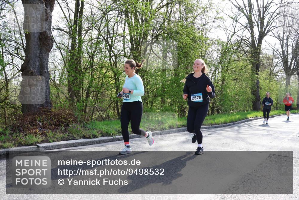 12.04.2026 - 45. Internationalen Wilhelmsburger Insellauf Yannick Fuchs http://msf.ph/oto/9498532 12.04.2026 10:57:20 Laufen 2590, 2576, 2100 meine-sportfotos.de