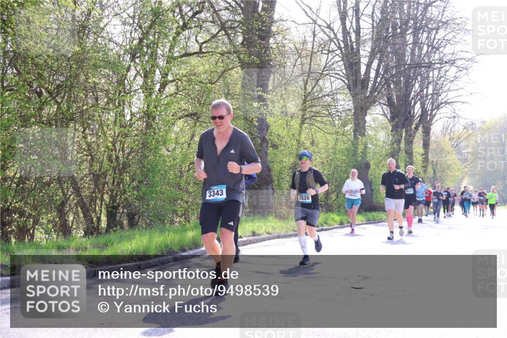 12.04.2026 - 45. Internationalen Wilhelmsburger Insellauf Yannick Fuchs http://msf.ph/oto/9498539 12.04.2026 10:58:38 Laufen 3343, 2528, 5751, 4633 meine-sportfotos.de