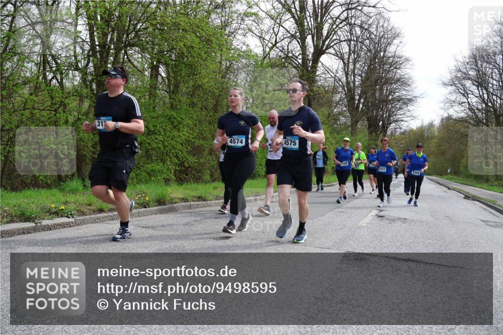 12.04.2026 - 45. Internationalen Wilhelmsburger Insellauf Yannick Fuchs http://msf.ph/oto/9498595 12.04.2026 13:12:10 Laufen 312, 4574, 4575, 3755, 2933, 2359 meine-sportfotos.de