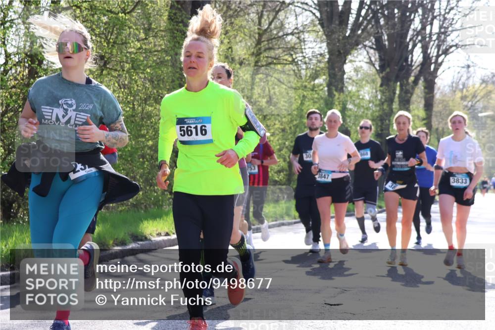 12.04.2026 - 45. Internationalen Wilhelmsburger Insellauf Yannick Fuchs http://msf.ph/oto/9498677 12.04.2026 10:58:53 Laufen 2024, 5616, 25, 753, 30, 3847, 868, 3833 meine-sportfotos.de