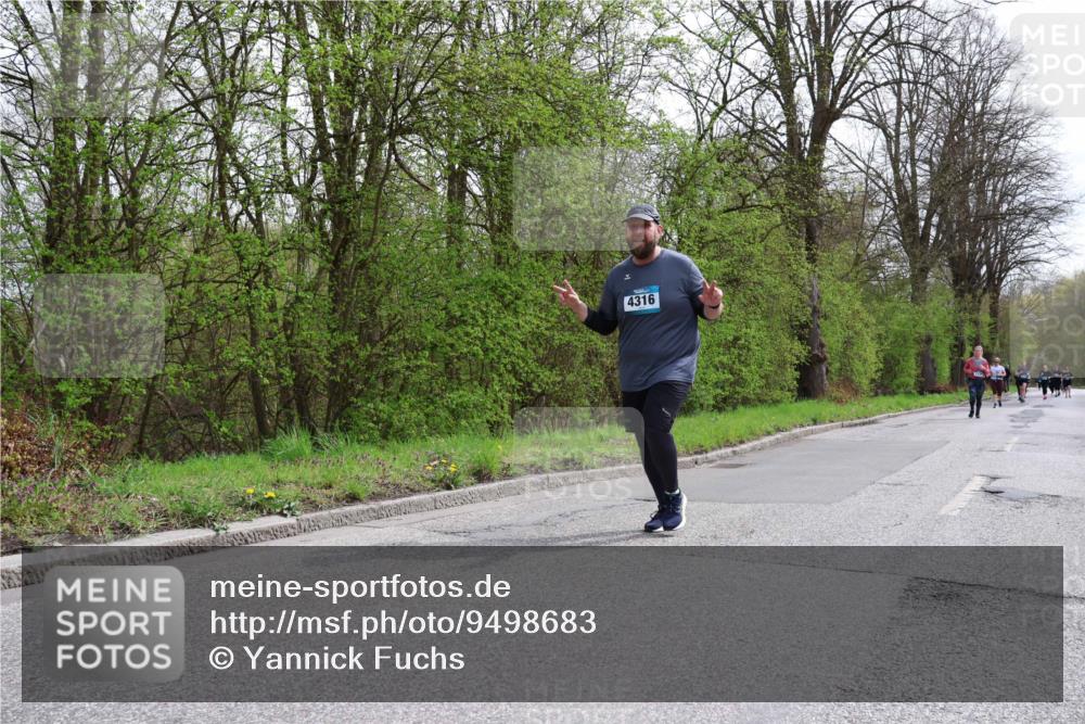 12.04.2026 - 45. Internationalen Wilhelmsburger Insellauf Yannick Fuchs http://msf.ph/oto/9498683 12.04.2026 13:12:29 Laufen 4316 meine-sportfotos.de