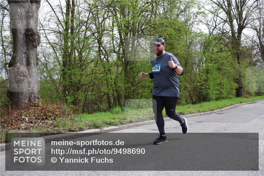 12.04.2026 - 45. Internationalen Wilhelmsburger Insellauf Yannick Fuchs http://msf.ph/oto/9498690 12.04.2026 13:12:30 Laufen 4316 meine-sportfotos.de