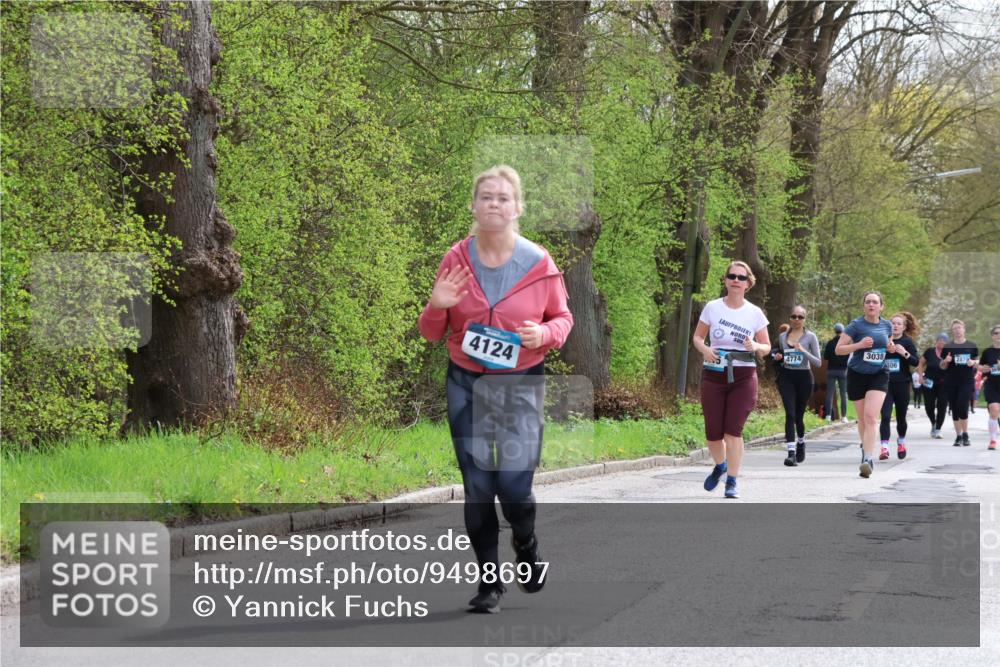 12.04.2026 - 45. Internationalen Wilhelmsburger Insellauf Yannick Fuchs http://msf.ph/oto/9498697 12.04.2026 13:12:33 Laufen 4124, 3038, 4774 meine-sportfotos.de