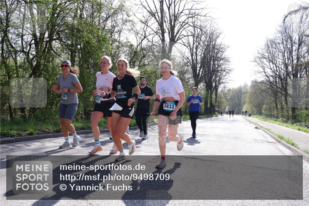 12.04.2026 - 45. Internationalen Wilhelmsburger Insellauf Yannick Fuchs http://msf.ph/oto/9498709 12.04.2026 10:58:56 Laufen 2023, 739, 3003, 2867, 3833 meine-sportfotos.de