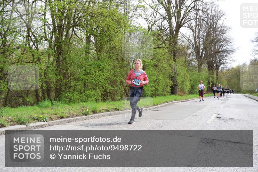 12.04.2026 - 45. Internationalen Wilhelmsburger Insellauf Yannick Fuchs http://msf.ph/oto/9498722 12.04.2026 13:12:36 Laufen 4124 meine-sportfotos.de