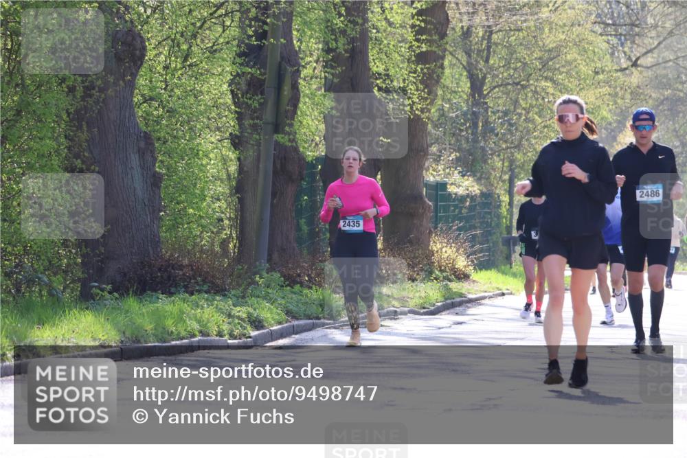 12.04.2026 - 45. Internationalen Wilhelmsburger Insellauf Yannick Fuchs http://msf.ph/oto/9498747 12.04.2026 10:59:07 Laufen 2435, 21, 2486 meine-sportfotos.de