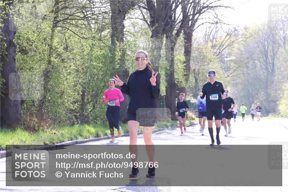 12.04.2026 - 45. Internationalen Wilhelmsburger Insellauf Yannick Fuchs http://msf.ph/oto/9498766 12.04.2026 10:59:12 Laufen 2435, 2486 meine-sportfotos.de
