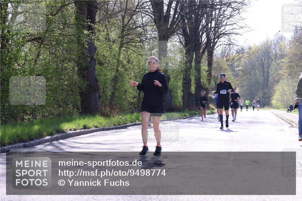 12.04.2026 - 45. Internationalen Wilhelmsburger Insellauf Yannick Fuchs http://msf.ph/oto/9498774 12.04.2026 10:59:13 Laufen 2486 meine-sportfotos.de