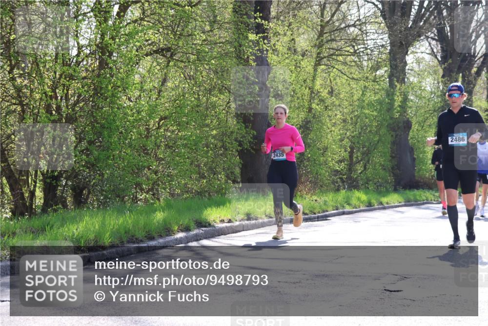 12.04.2026 - 45. Internationalen Wilhelmsburger Insellauf Yannick Fuchs http://msf.ph/oto/9498793 12.04.2026 10:59:16 Laufen 2435, 2486 meine-sportfotos.de