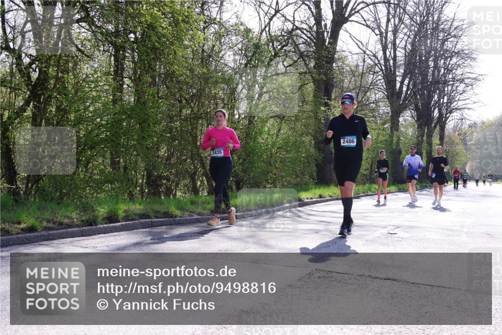 12.04.2026 - 45. Internationalen Wilhelmsburger Insellauf Yannick Fuchs http://msf.ph/oto/9498816 12.04.2026 10:59:18 Laufen 2435, 2486 meine-sportfotos.de