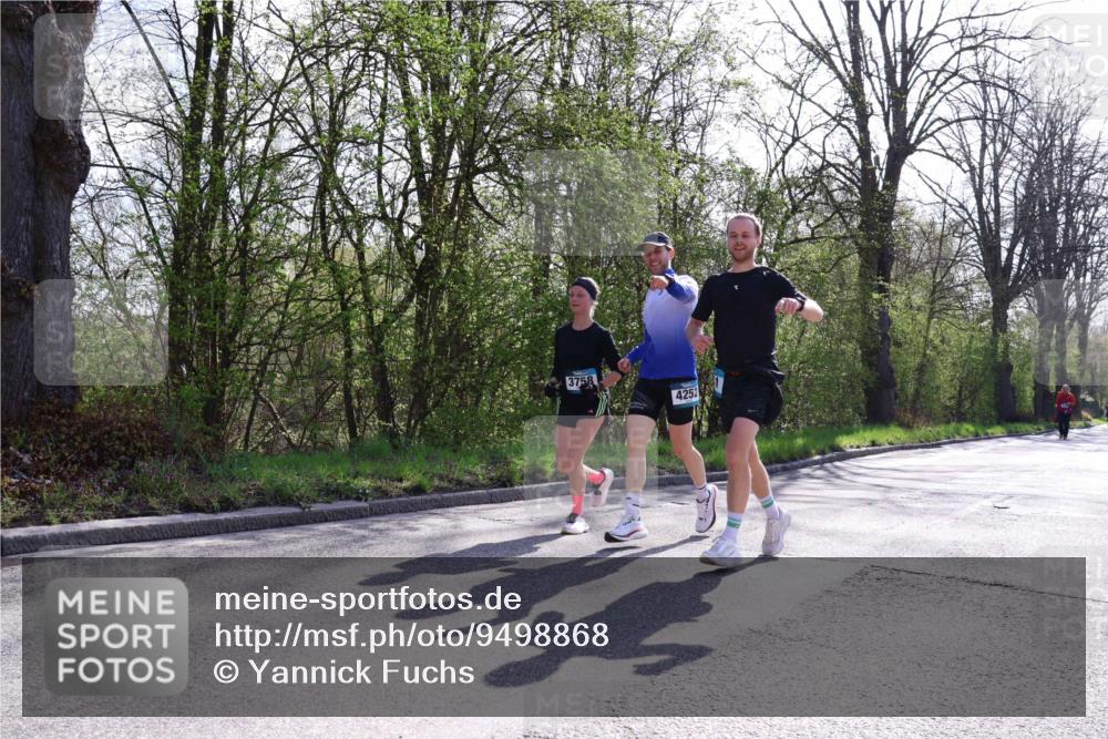 12.04.2026 - 45. Internationalen Wilhelmsburger Insellauf Yannick Fuchs http://msf.ph/oto/9498868 12.04.2026 10:59:23 Laufen 3758, 4252 meine-sportfotos.de