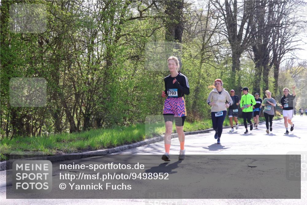 12.04.2026 - 45. Internationalen Wilhelmsburger Insellauf Yannick Fuchs http://msf.ph/oto/9498952 12.04.2026 10:59:39 Laufen 3703, 291, 817, 3202, 2816, 3844 meine-sportfotos.de