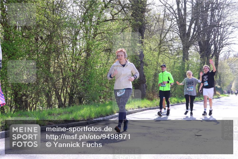 12.04.2026 - 45. Internationalen Wilhelmsburger Insellauf Yannick Fuchs http://msf.ph/oto/9498971 12.04.2026 10:59:41 Laufen 3844, 2916, 1965, 2816, 2817 meine-sportfotos.de