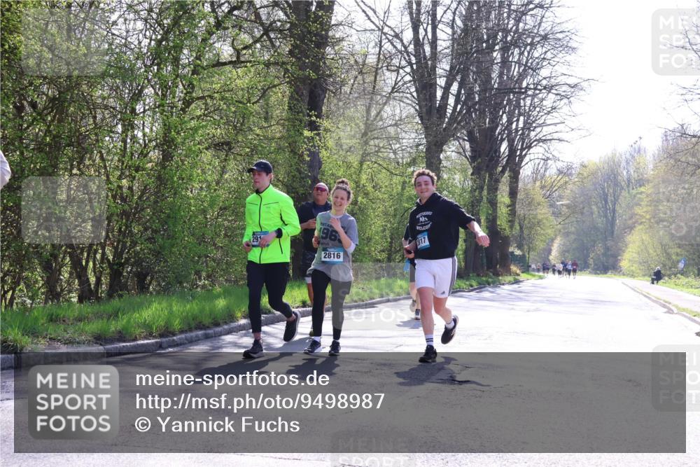 12.04.2026 - 45. Internationalen Wilhelmsburger Insellauf Yannick Fuchs http://msf.ph/oto/9498987 12.04.2026 10:59:42 Laufen 291, 96, 2816, 817 meine-sportfotos.de