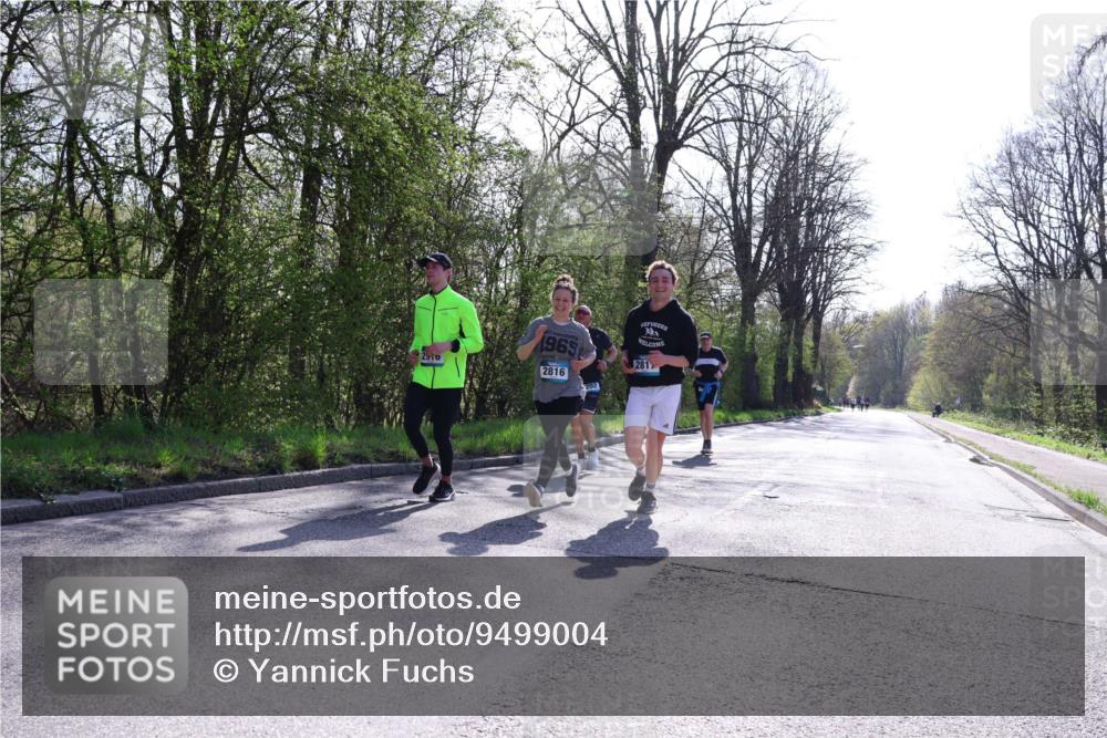 12.04.2026 - 45. Internationalen Wilhelmsburger Insellauf Yannick Fuchs http://msf.ph/oto/9499004 12.04.2026 10:59:43 Laufen 2910, 1965, 2816, 281, 202 meine-sportfotos.de