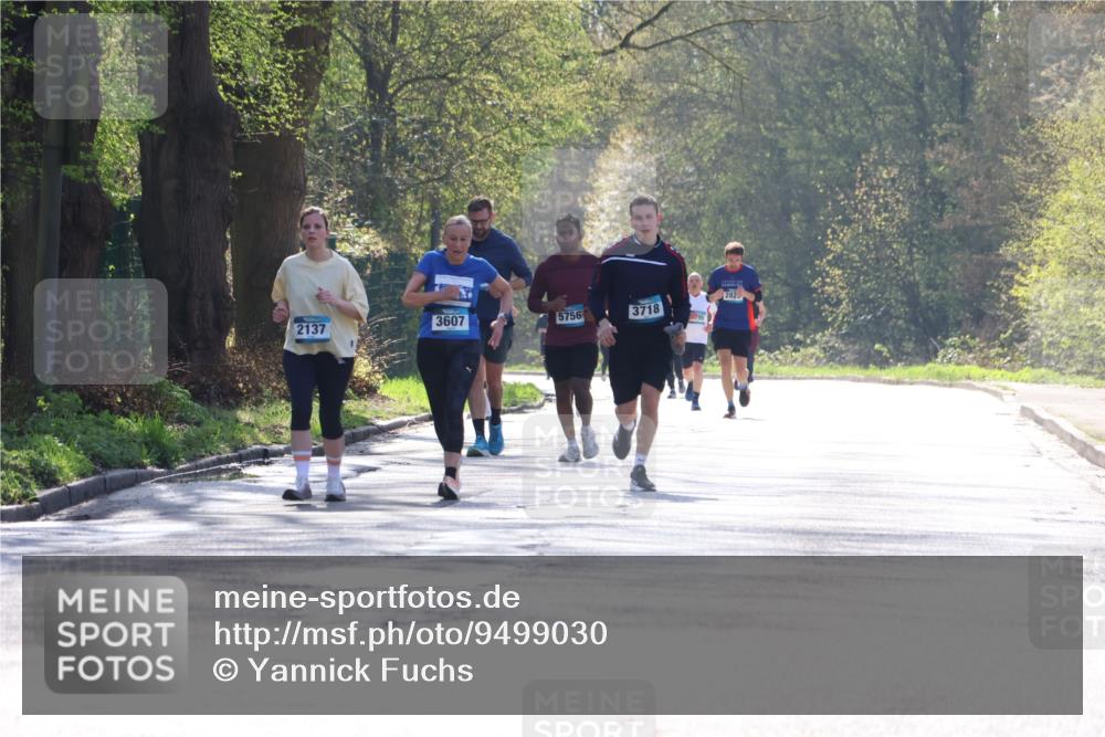 12.04.2026 - 45. Internationalen Wilhelmsburger Insellauf Yannick Fuchs http://msf.ph/oto/9499030 12.04.2026 11:00:07 Laufen 2137, 3607, 5756, 3718, 95, 282 meine-sportfotos.de