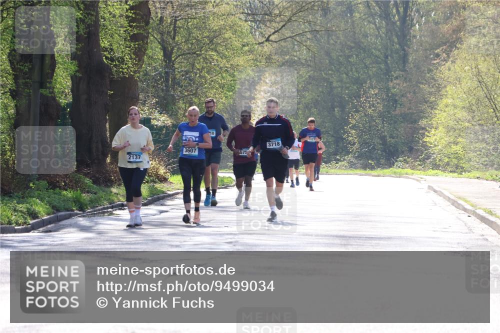 12.04.2026 - 45. Internationalen Wilhelmsburger Insellauf Yannick Fuchs http://msf.ph/oto/9499034 12.04.2026 11:00:07 Laufen 2137, 3607, 10, 575, 3718, 2823 meine-sportfotos.de