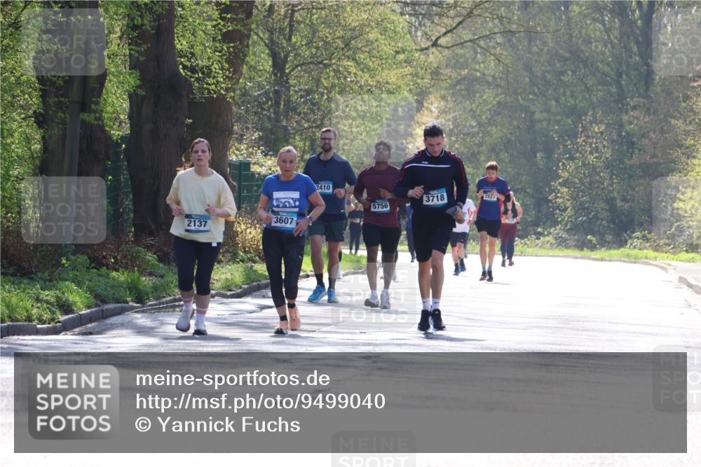 12.04.2026 - 45. Internationalen Wilhelmsburger Insellauf Yannick Fuchs http://msf.ph/oto/9499040 12.04.2026 11:00:08 Laufen 3607, 2137, 2410, 5756, 3718, 282, 2825 meine-sportfotos.de