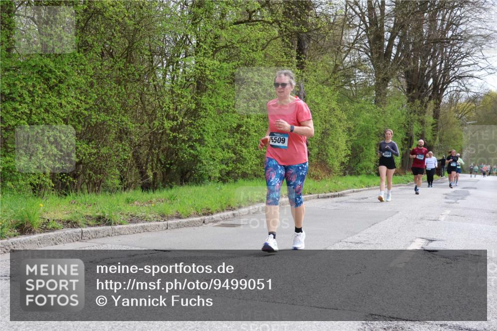 12.04.2026 - 45. Internationalen Wilhelmsburger Insellauf Yannick Fuchs http://msf.ph/oto/9499051 12.04.2026 13:13:23 Laufen 5509, 3800, 4900 meine-sportfotos.de