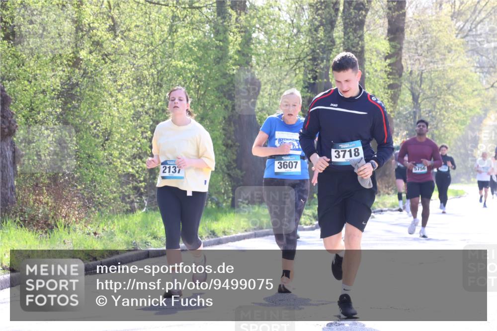 12.04.2026 - 45. Internationalen Wilhelmsburger Insellauf Yannick Fuchs http://msf.ph/oto/9499075 12.04.2026 11:00:16 Laufen 2137, 3607, 3718, 5756 meine-sportfotos.de