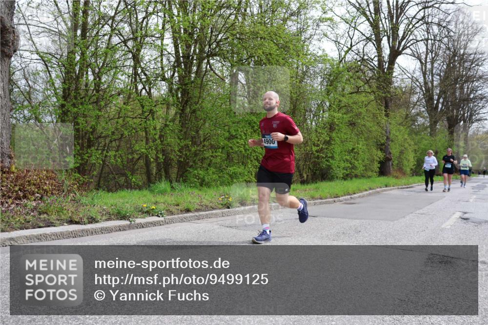 12.04.2026 - 45. Internationalen Wilhelmsburger Insellauf Yannick Fuchs http://msf.ph/oto/9499125 12.04.2026 13:13:32 Laufen 4900 meine-sportfotos.de