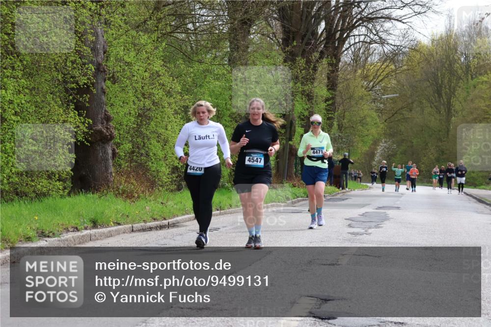 12.04.2026 - 45. Internationalen Wilhelmsburger Insellauf Yannick Fuchs http://msf.ph/oto/9499131 12.04.2026 13:13:33 Laufen 4420, 4547, 4471 meine-sportfotos.de