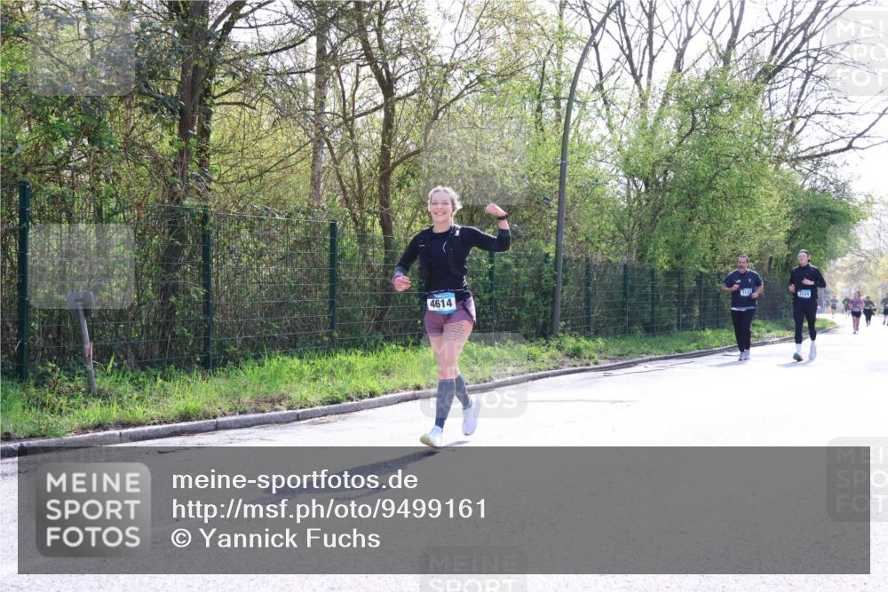 12.04.2026 - 45. Internationalen Wilhelmsburger Insellauf Yannick Fuchs http://msf.ph/oto/9499161 12.04.2026 11:05:11 Laufen 4614, 3124 meine-sportfotos.de