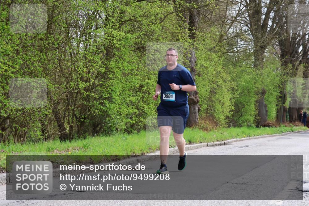 12.04.2026 - 45. Internationalen Wilhelmsburger Insellauf Yannick Fuchs http://msf.ph/oto/9499208 12.04.2026 13:13:42 Laufen 3981 meine-sportfotos.de