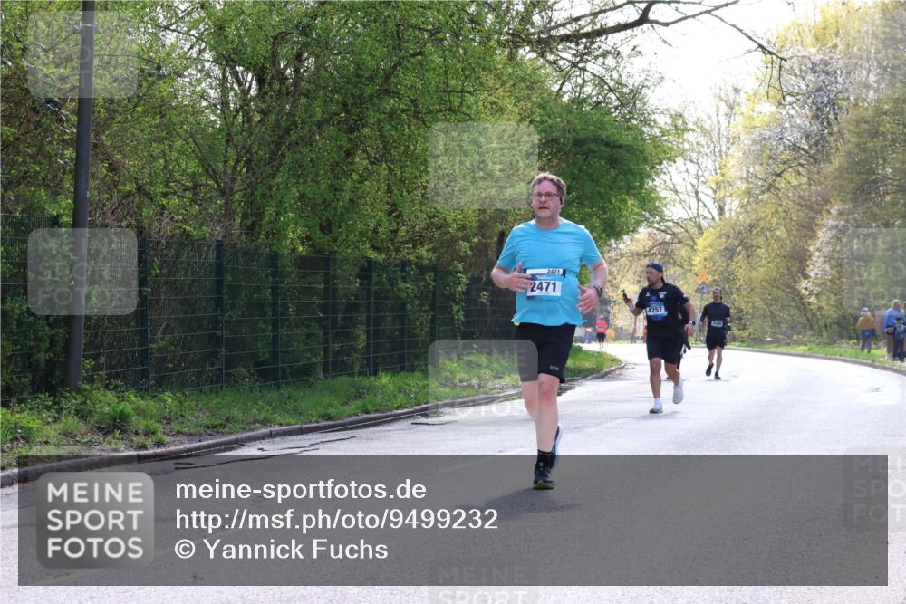 12.04.2026 - 45. Internationalen Wilhelmsburger Insellauf Yannick Fuchs http://msf.ph/oto/9499232 12.04.2026 11:05:19 Laufen 2471, 2471, 4257 meine-sportfotos.de