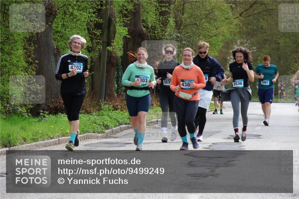 12.04.2026 - 45. Internationalen Wilhelmsburger Insellauf Yannick Fuchs http://msf.ph/oto/9499249 12.04.2026 13:13:52 Laufen 4302, 303, 9, 553, 430, 5536, 5861 meine-sportfotos.de